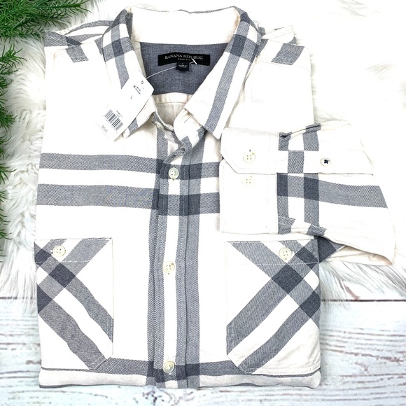 Banana Republic Other - NWT🤩 |•BANANA REPUBLIC•| Cream/Grey Flannel Shirt